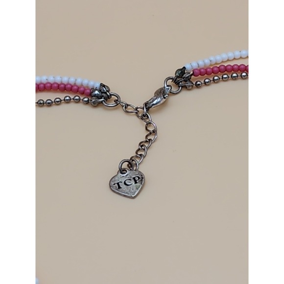 Pink and White Beaded Necklace with Heart Charm - Picture 4 of 6